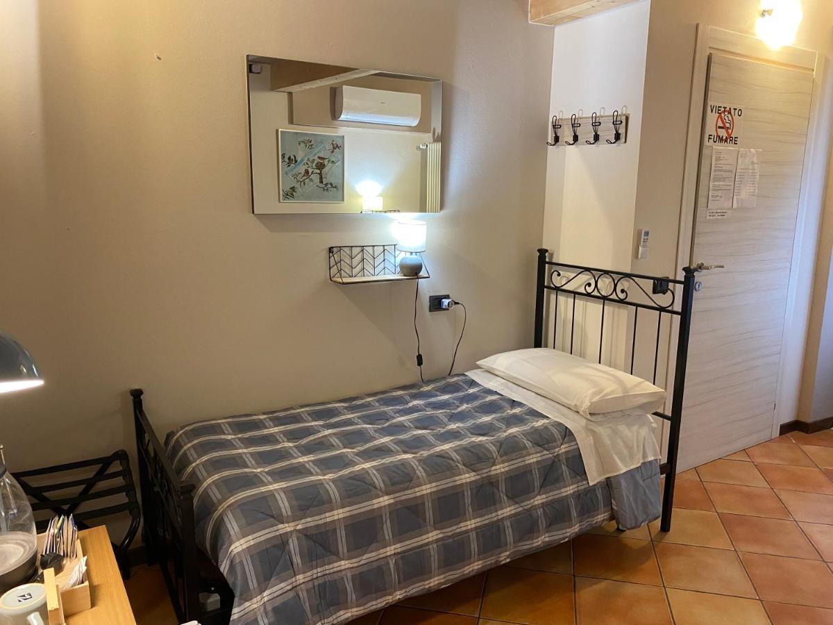Hotel La Casina à Dello Extérieur photo