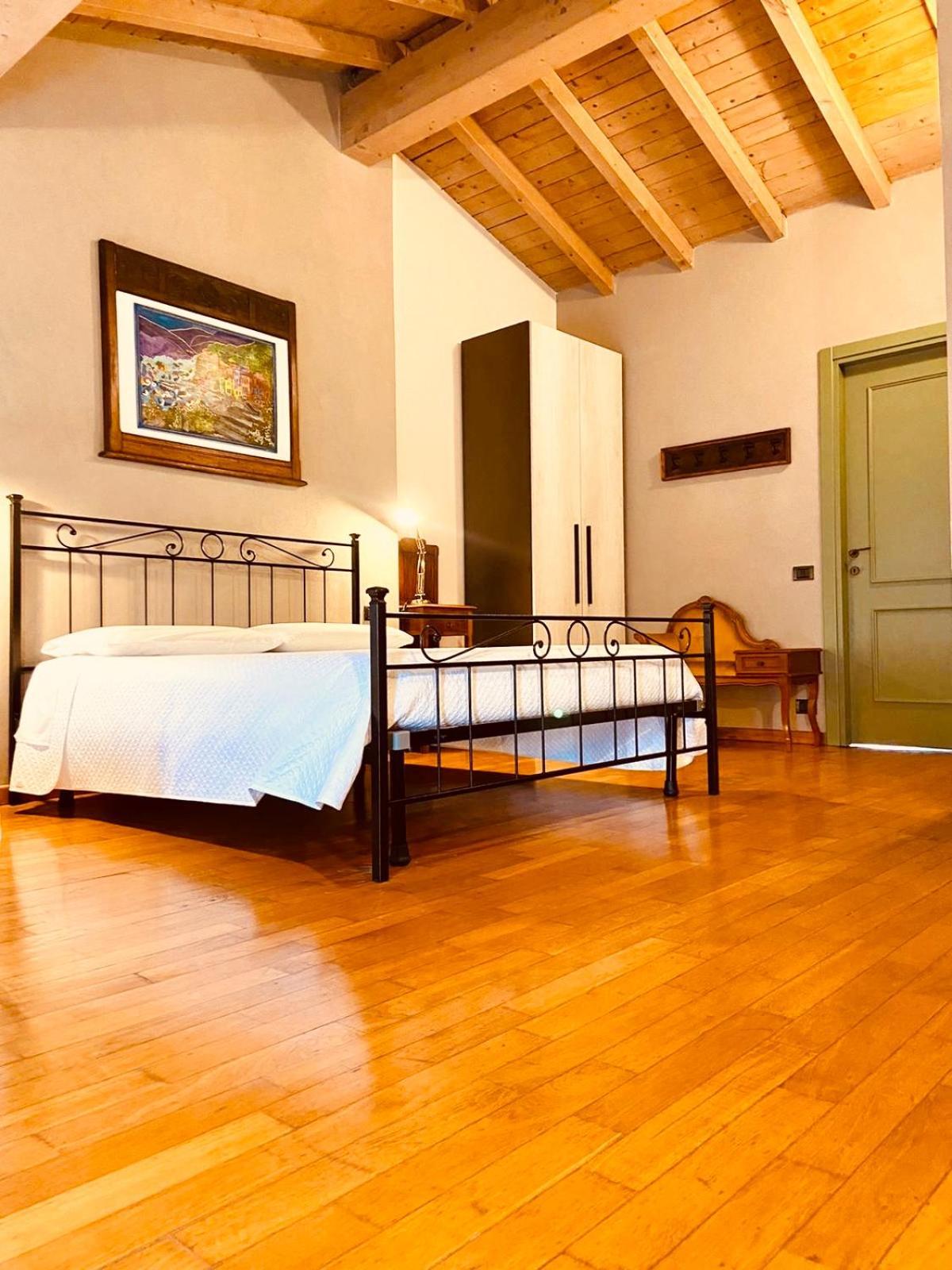 Hotel La Casina à Dello Extérieur photo