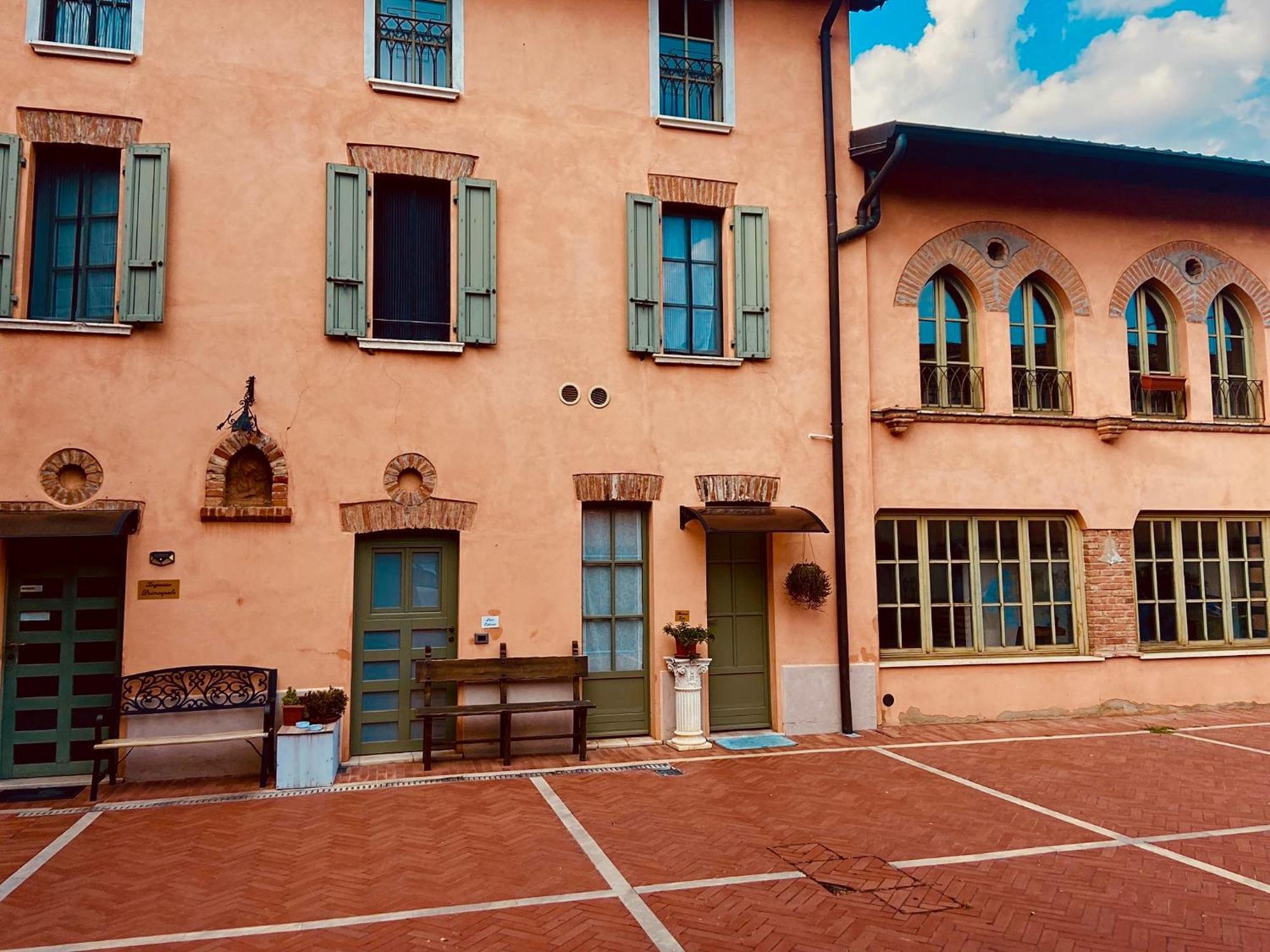 Hotel La Casina à Dello Extérieur photo